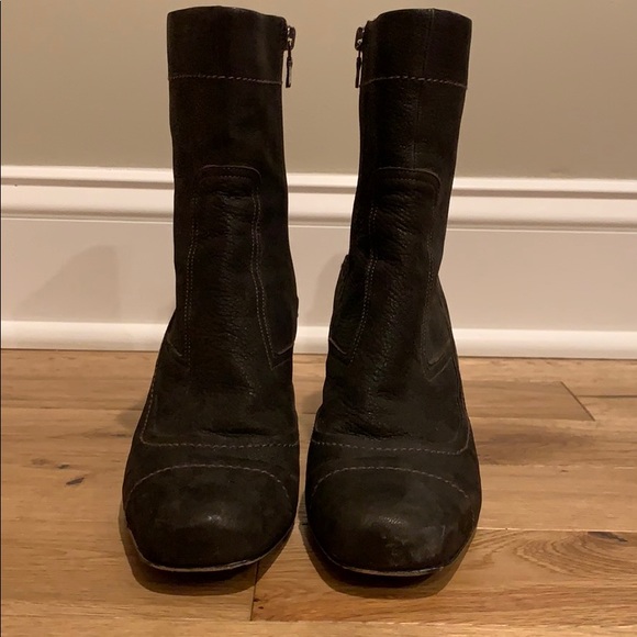 Prada brown suede low heel seamed booties 38.5 - Picture 2 of 10